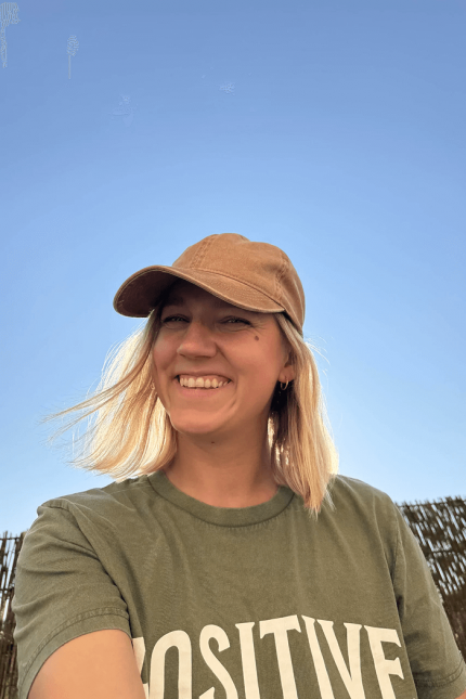 Washed Organic Camel Kappe